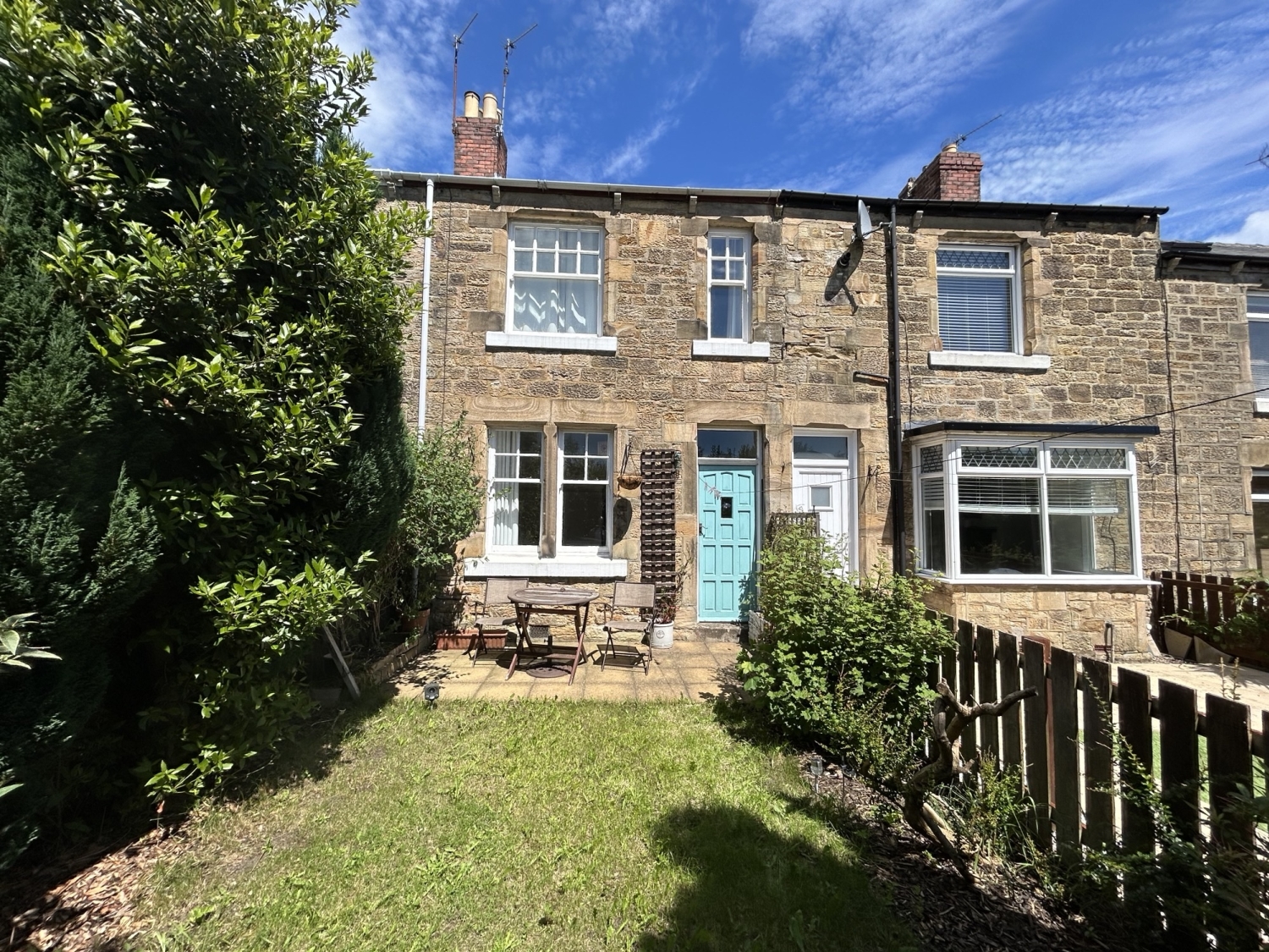 2 bedroom Terraced House Under Offer