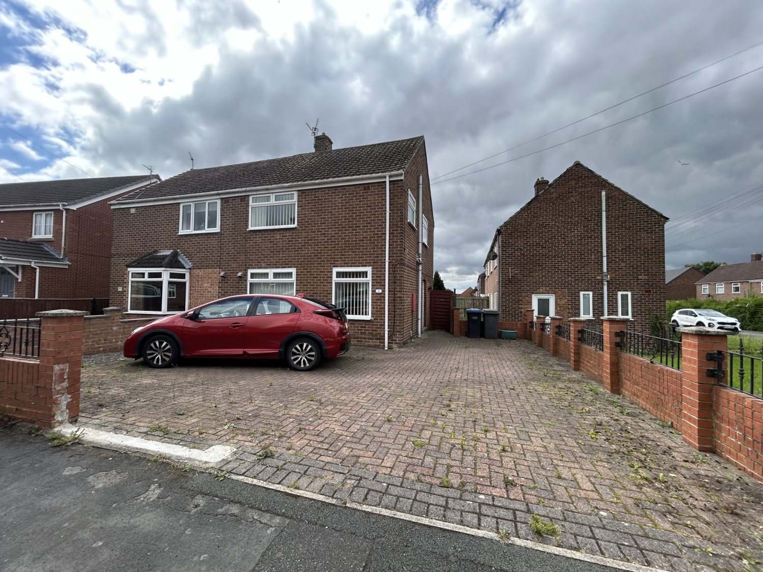 2 bedroom Semi-Detached For Sale