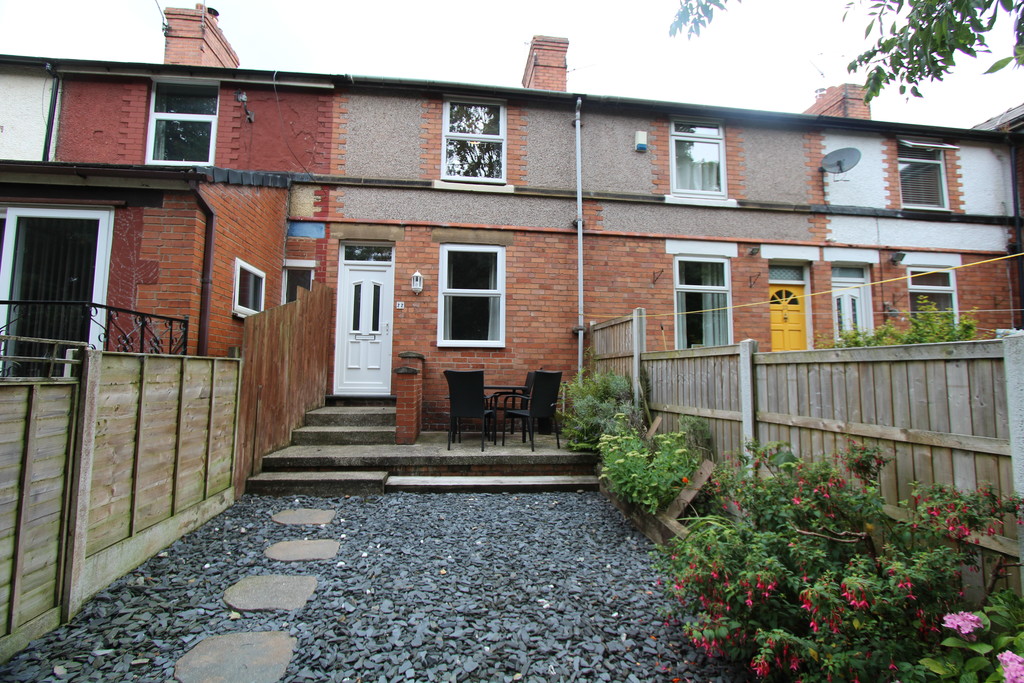 2 bedroom Terraced House Sold