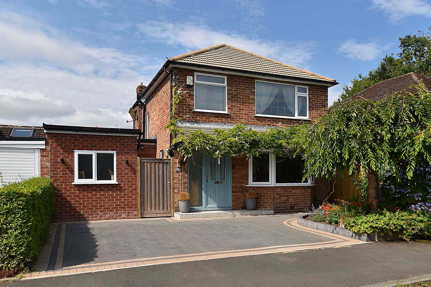 3 bedroom House For Sale