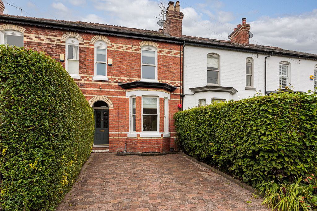 4 bedroom House For Sale