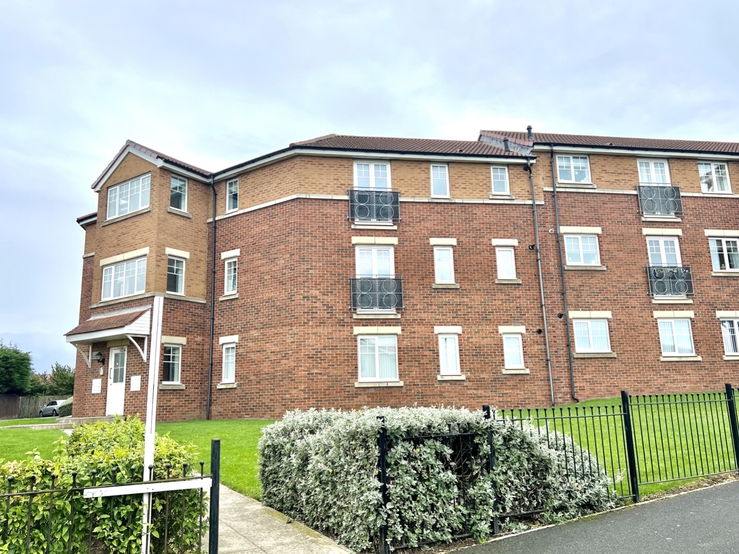 2 bedroom Apartment SSTC