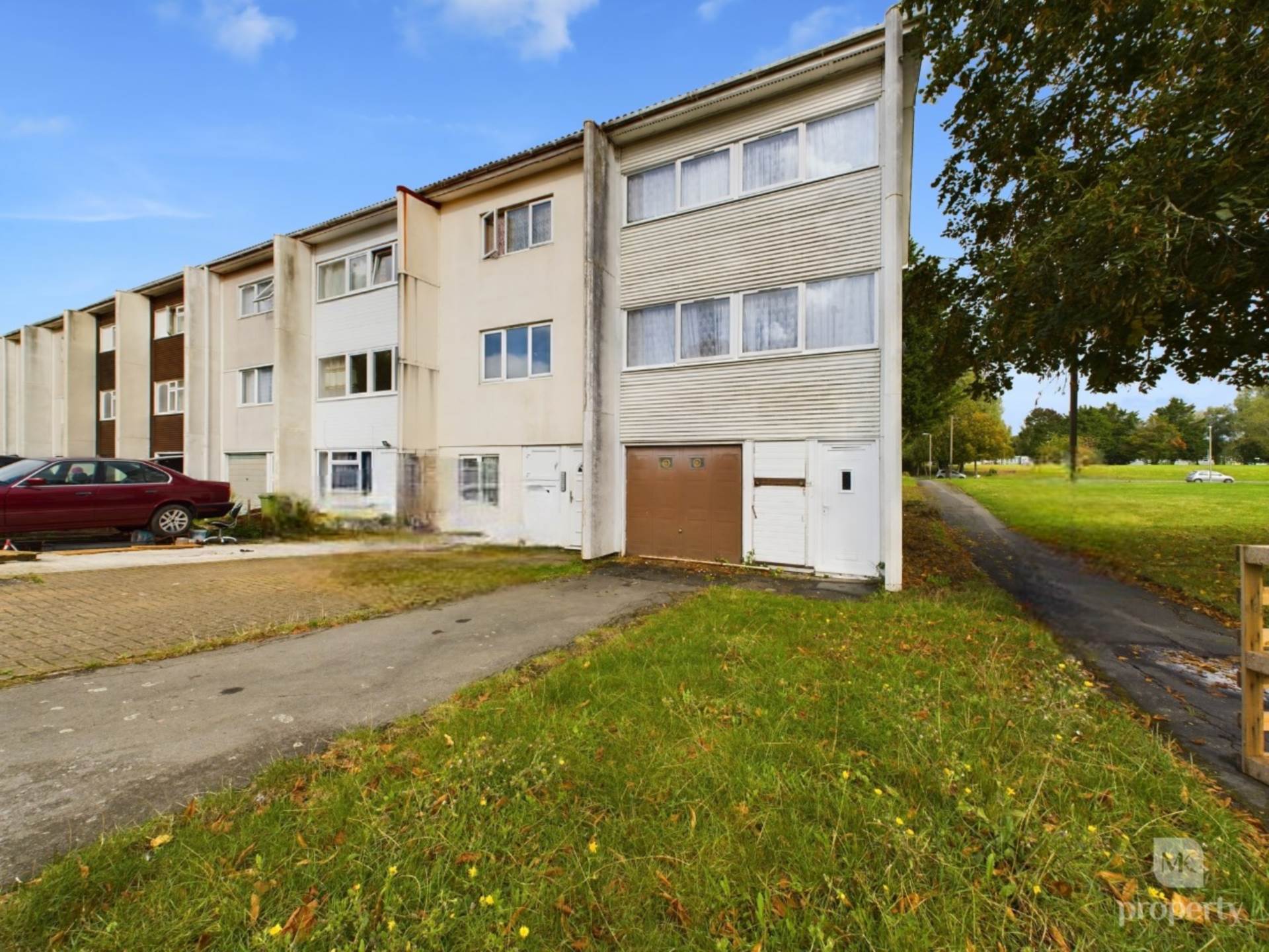 4 bedroom End of terrace house Sold