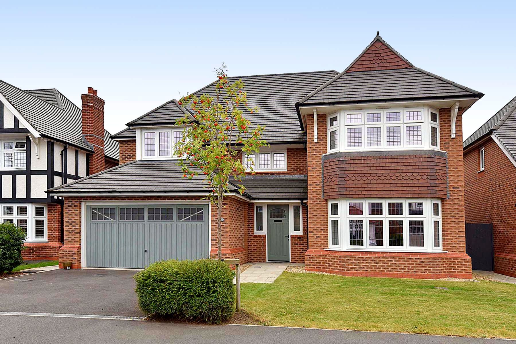 4 bedroom House For Sale