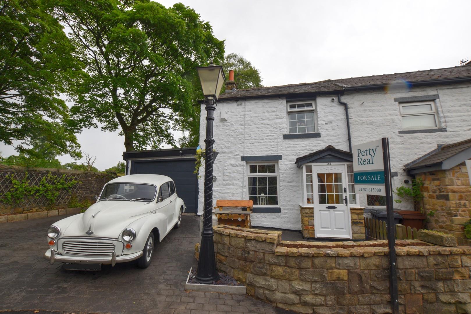 2 bedroom Cottage For Sale