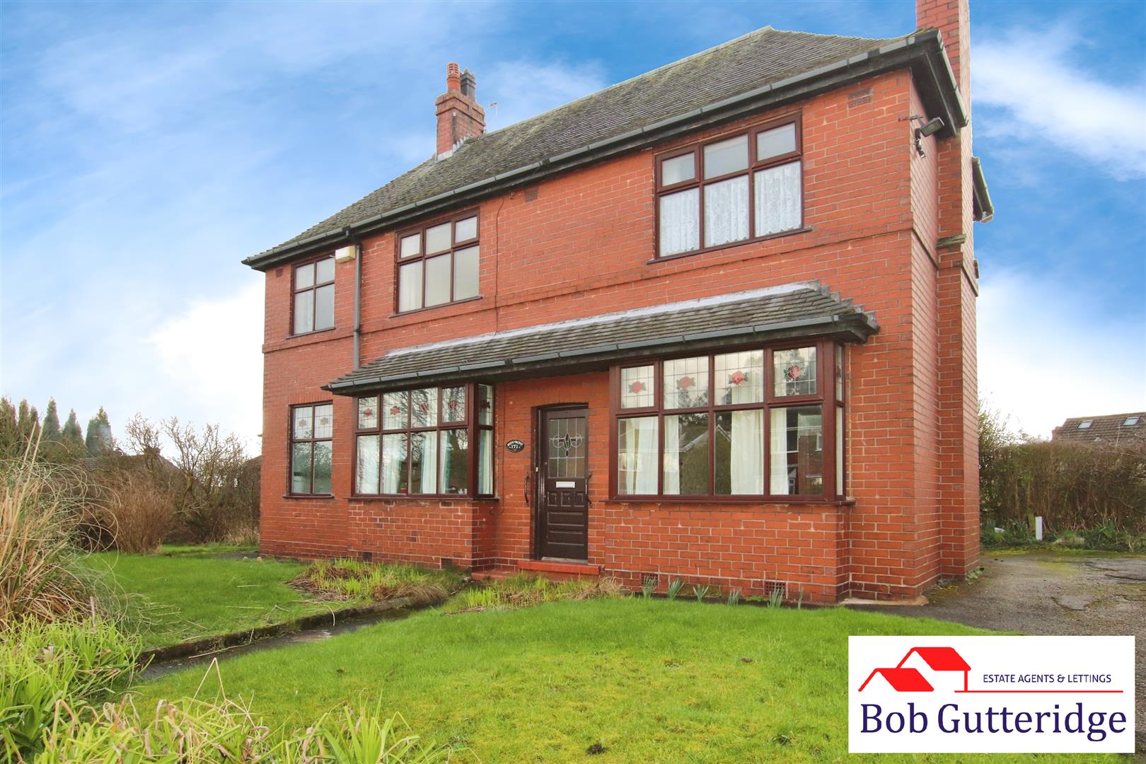 3 bedroom Detached House SSTC