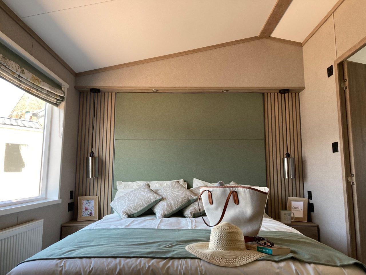 2 bedroom Lodge For Sale
