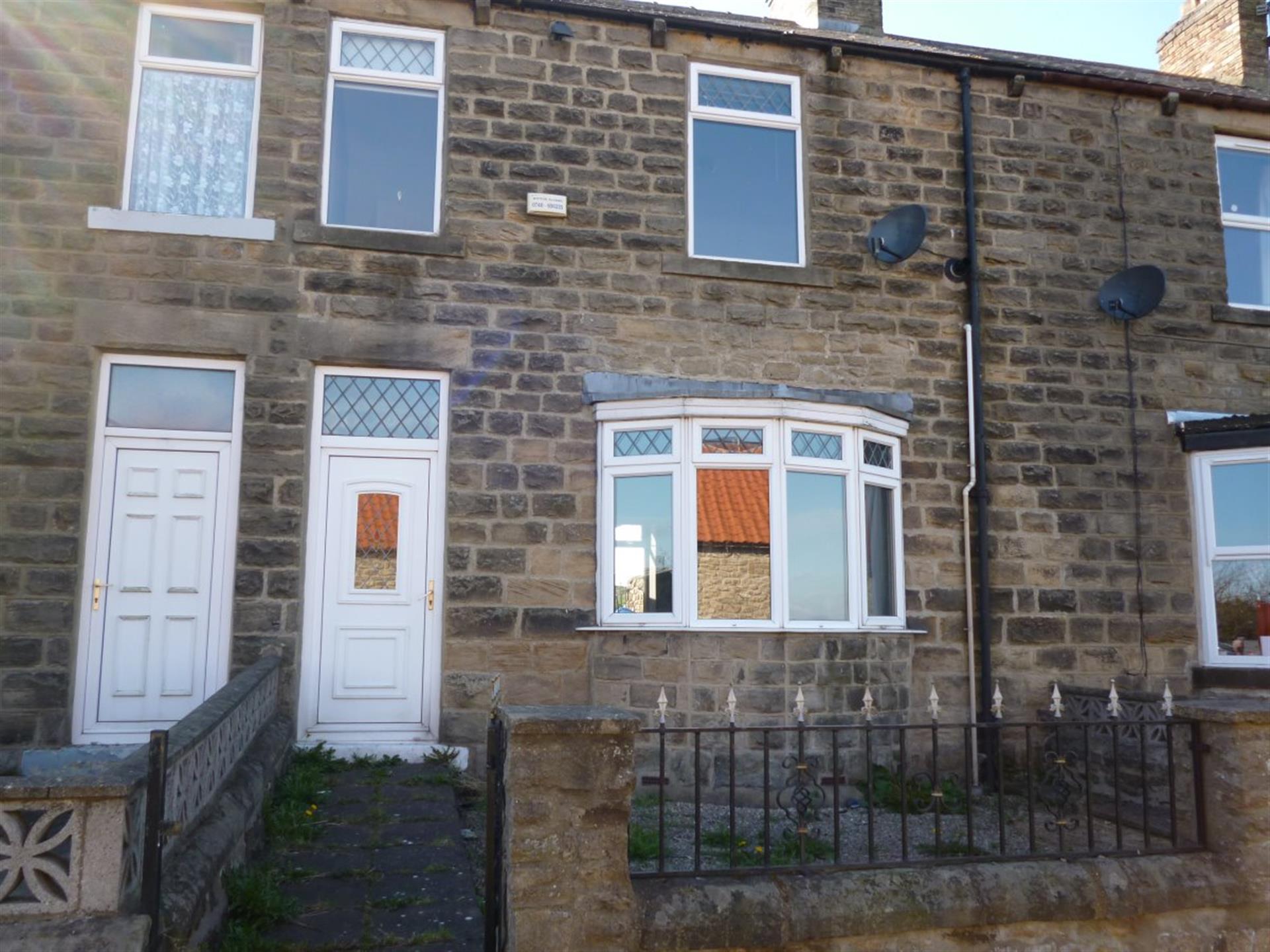 3 bedroom Terraced House To Let