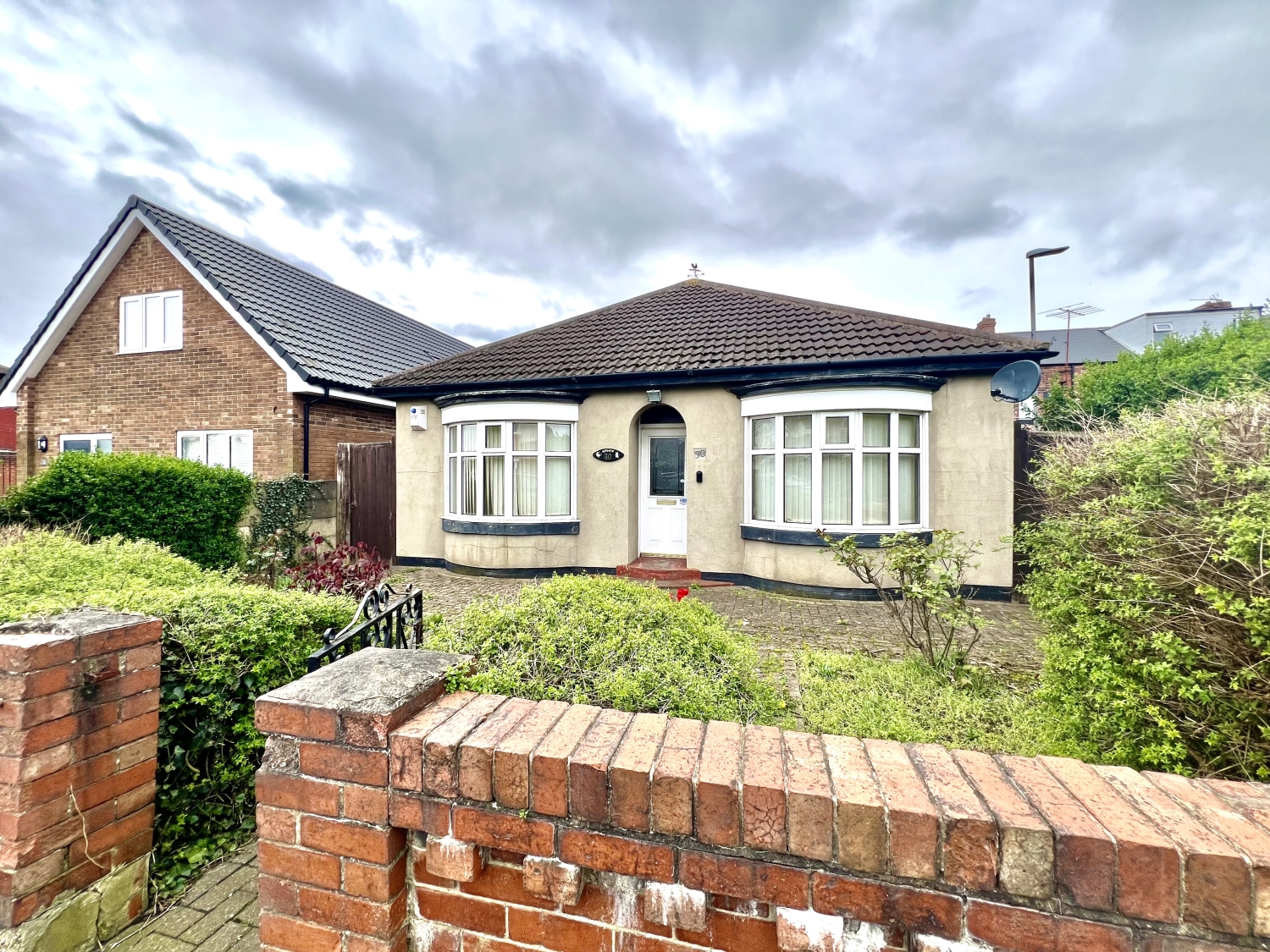 2 bedroom Detached house Under Offer