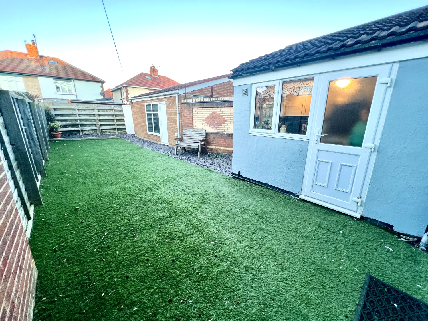 3 bedroom Semi-detached house SSTC