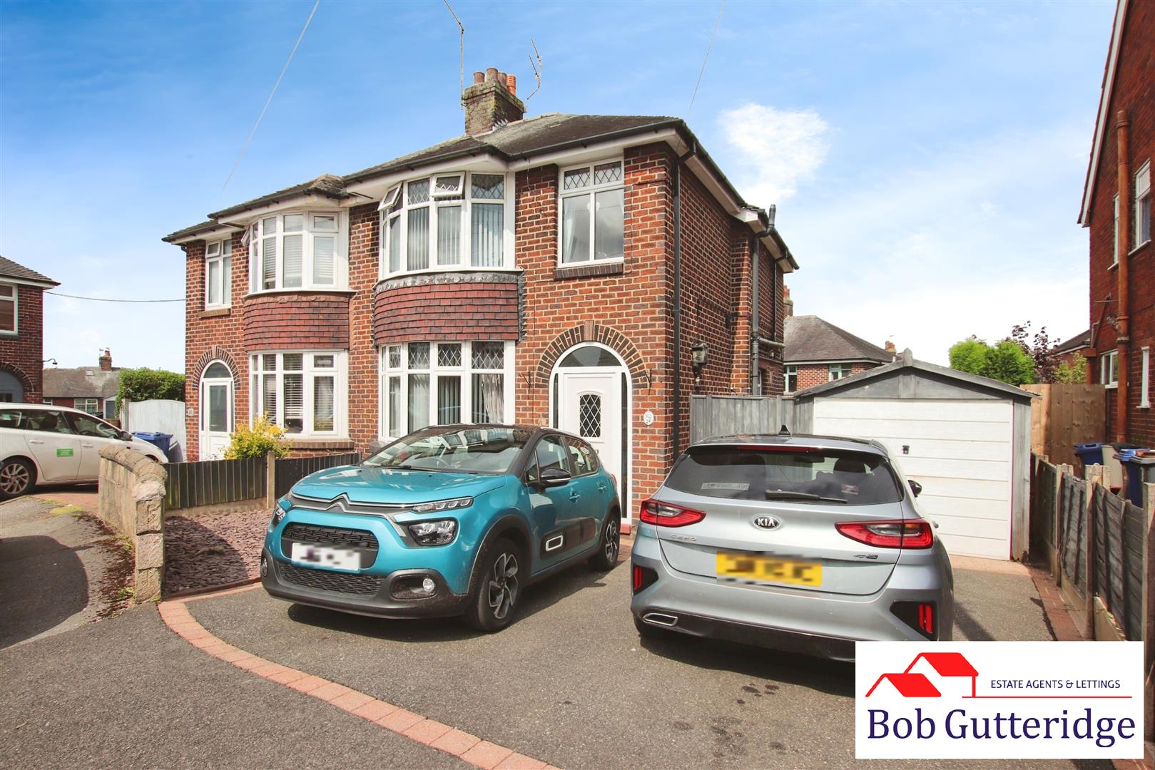 3 bedroom Semi-Detached House SSTC