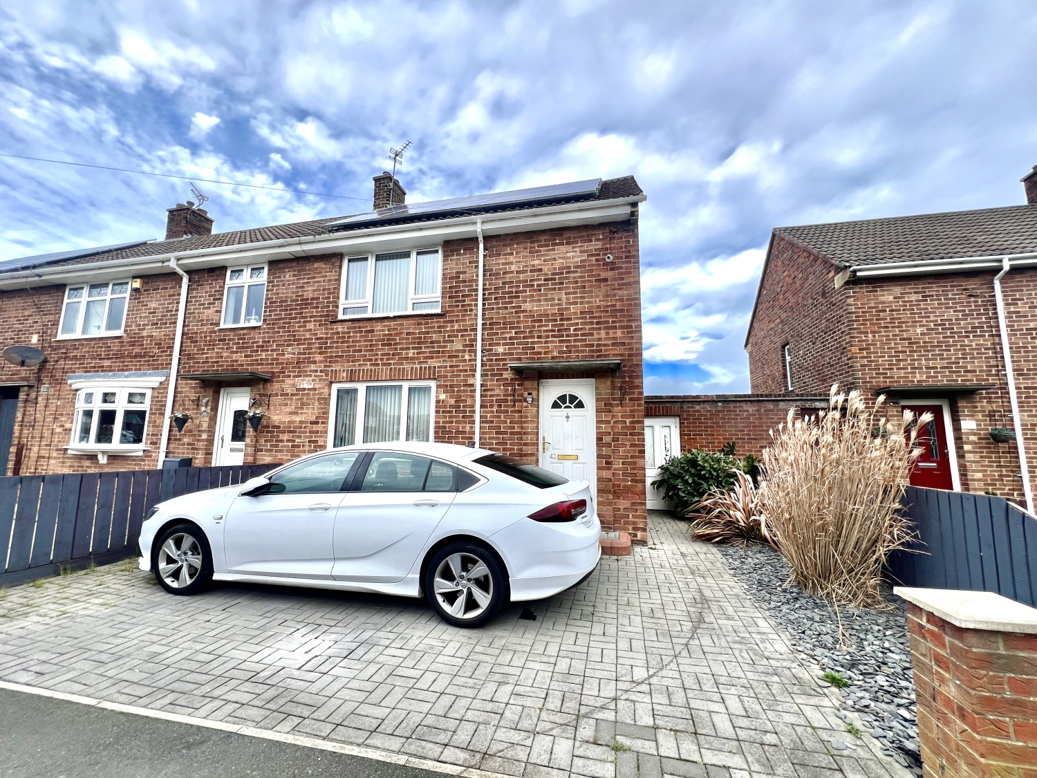 2 bedroom Terraced Under Offer