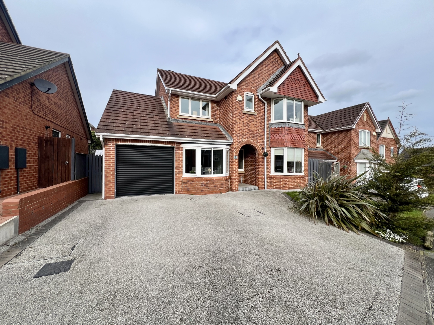 4 bedroom Detached Under Offer