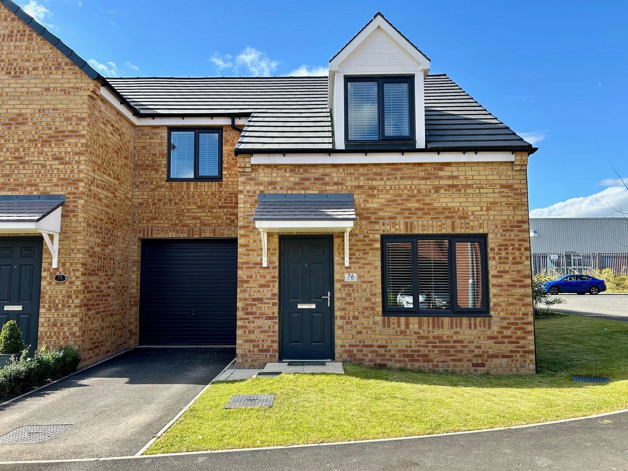 3 bedroom Semi-Detached House For Sale
