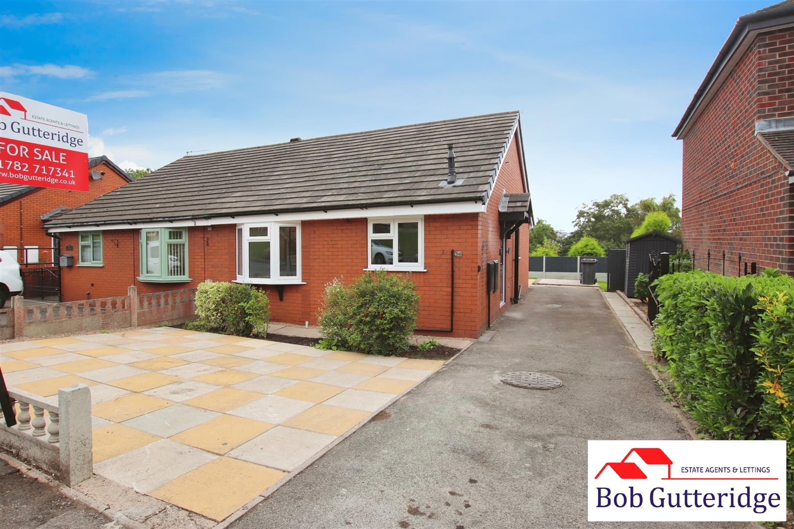 2 bedroom Semi-Detached House SSTC