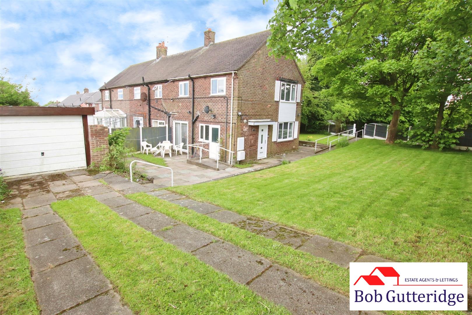 3 bedroom Townhouse For Sale