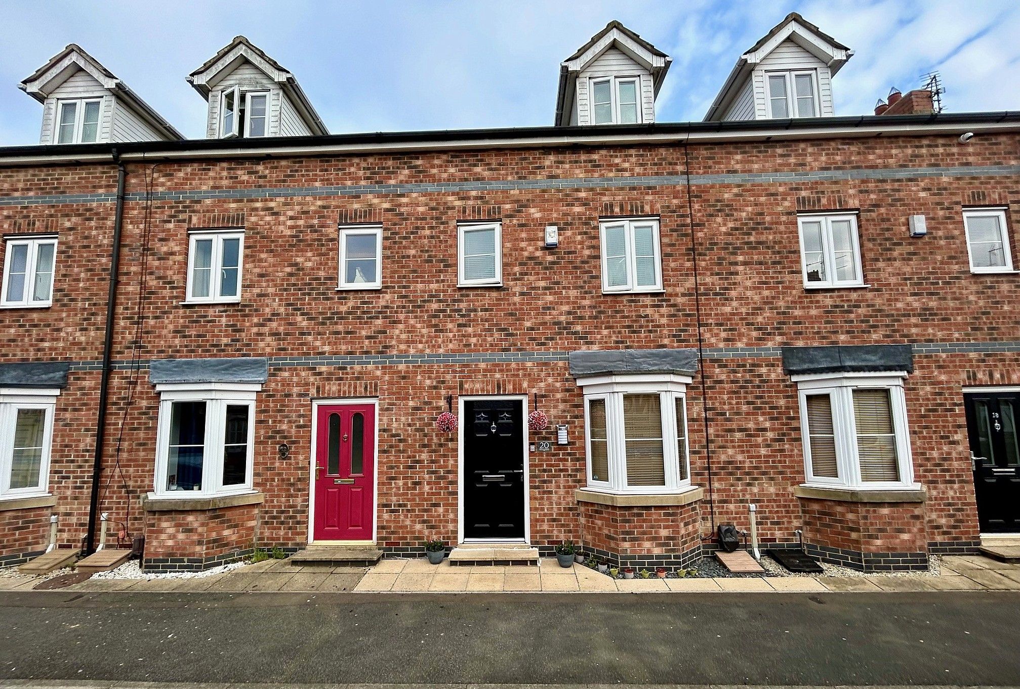 4 bedroom Terraced House Sold