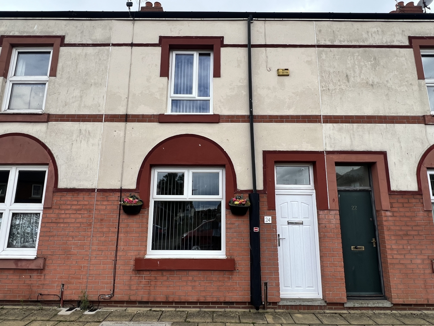 2 bedroom Terraced Under Offer