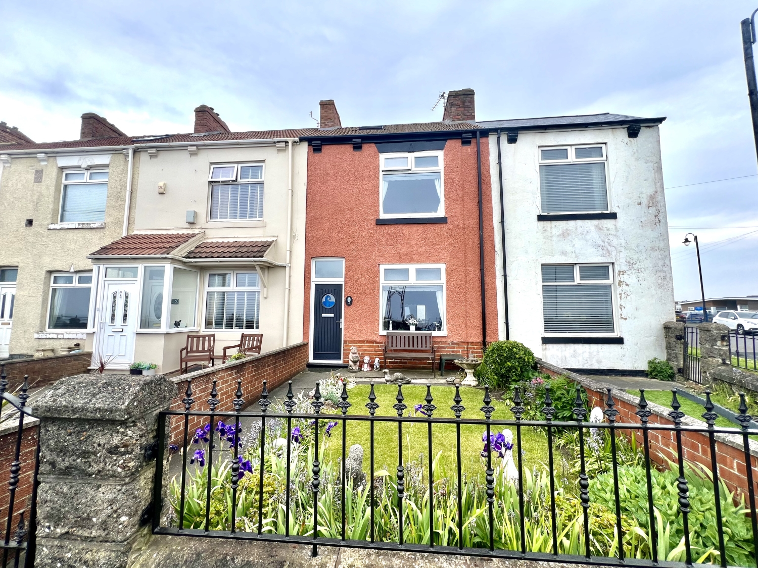 2 bedroom Terraced House Under Offer