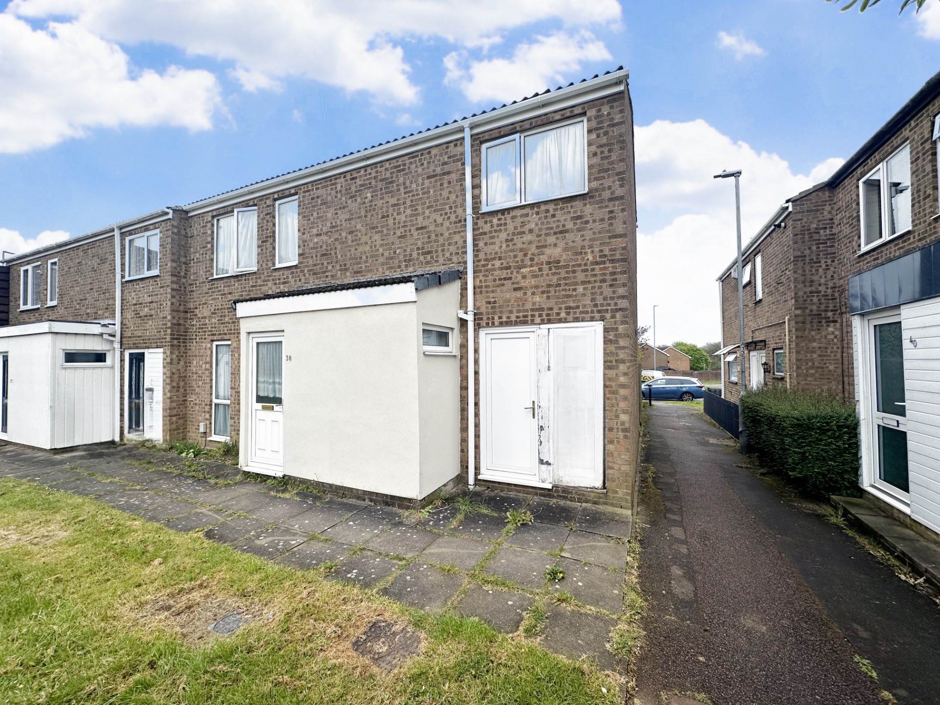 3 bedroom End of Terrace House Sold