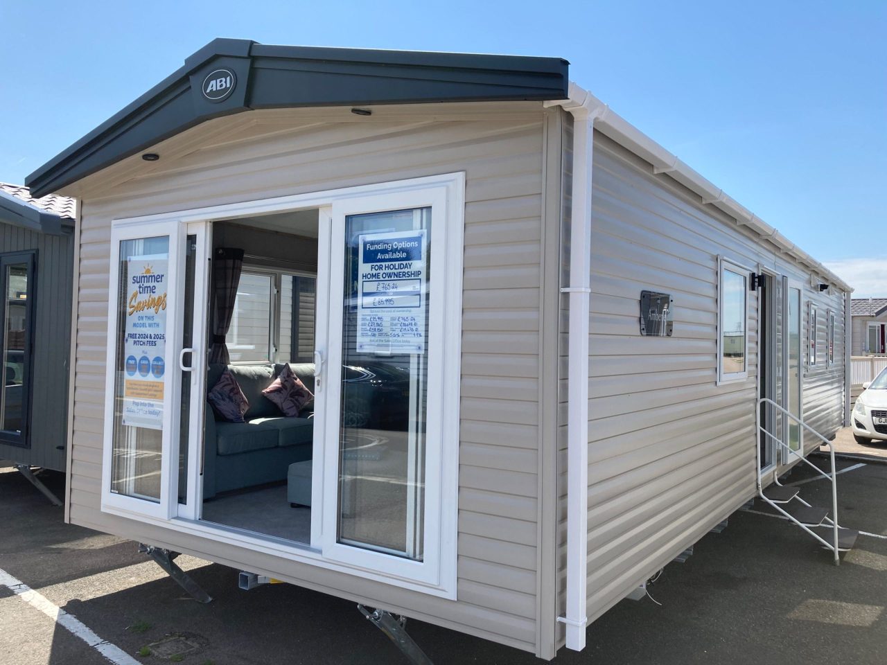 2 bedroom Static Home For Sale