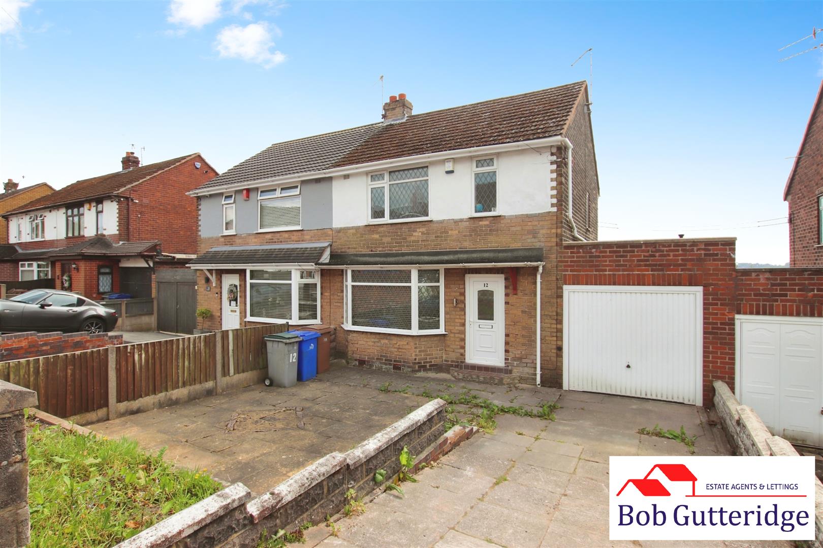 3 bedroom Semi-Detached House SSTC