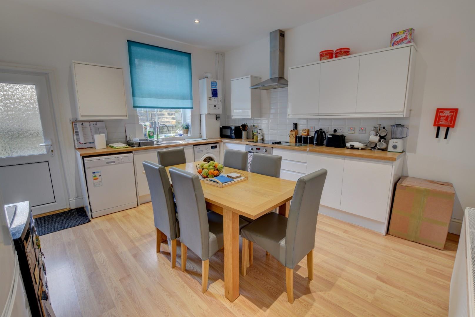 3 bedroom Terraced SSTC