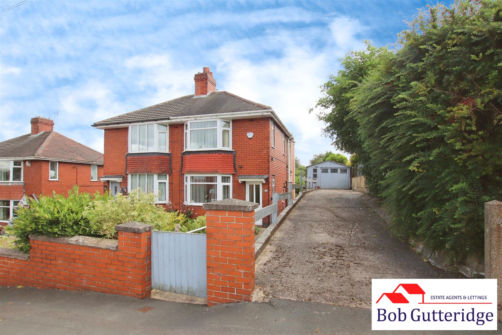 2 bedroom Semi-Detached House SSTC