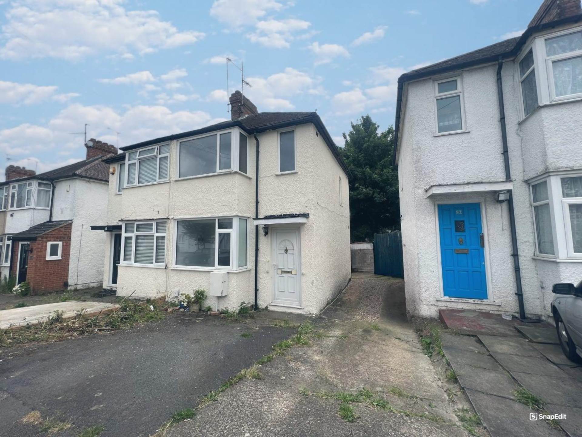 2 bedroom Semi-Detached House Sold