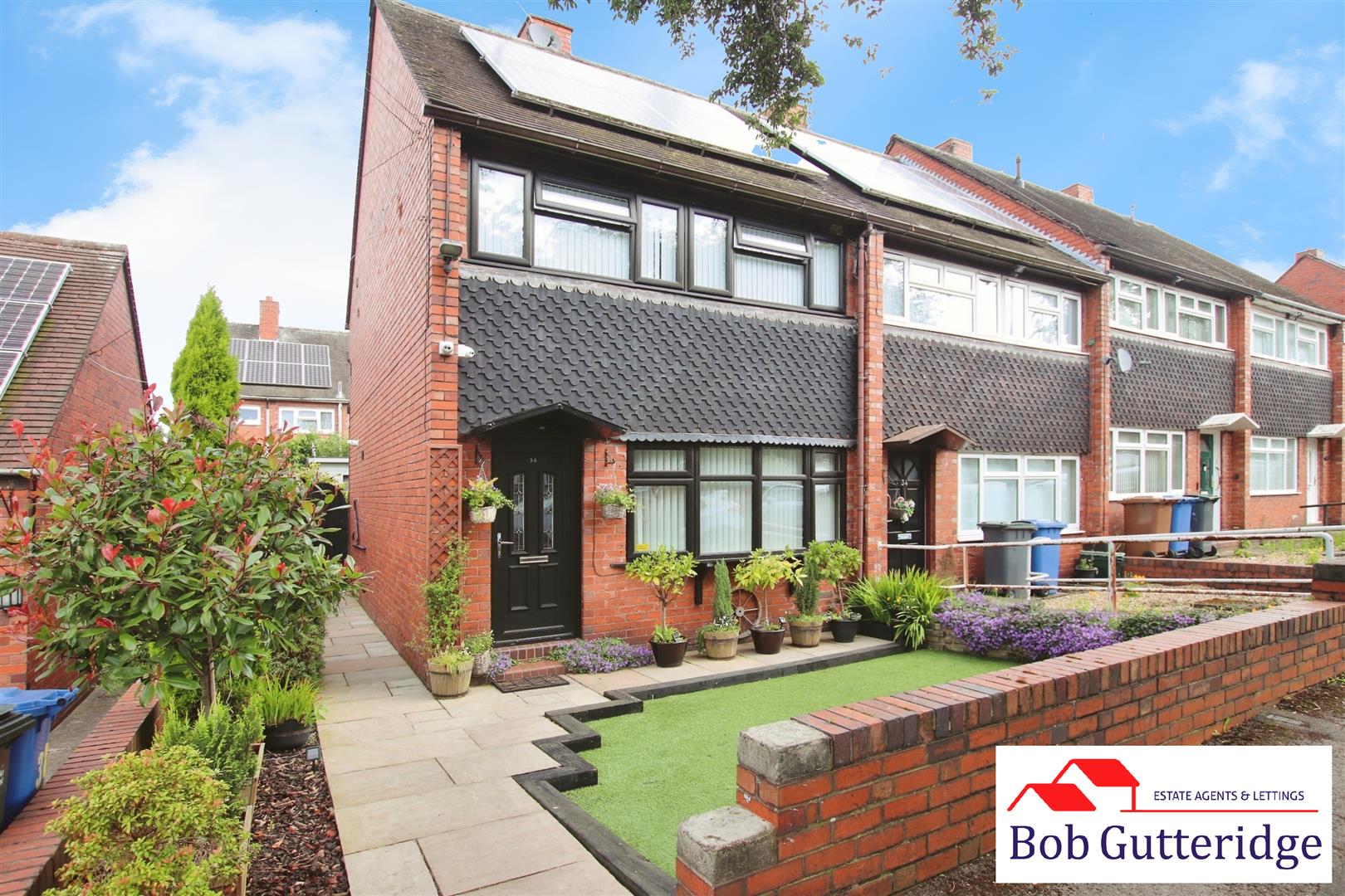 2 bedroom Terraced House SSTC