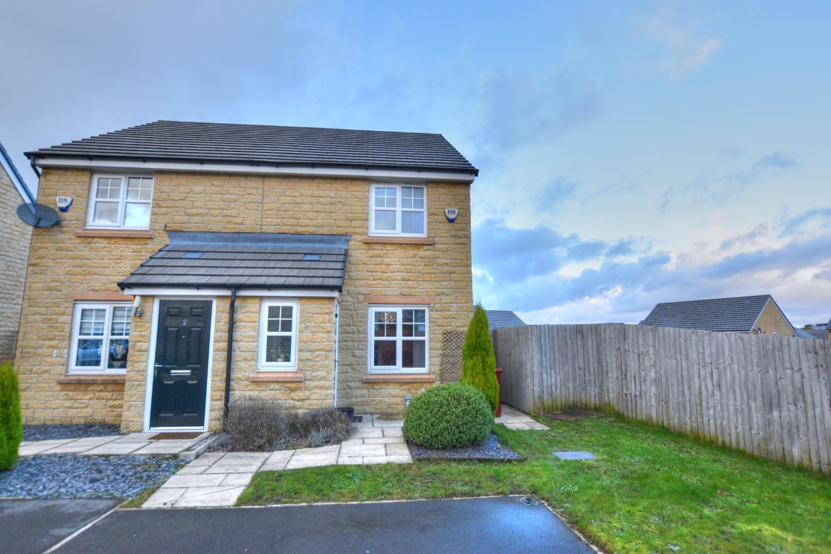 2 bedroom Semi-Detached Sold