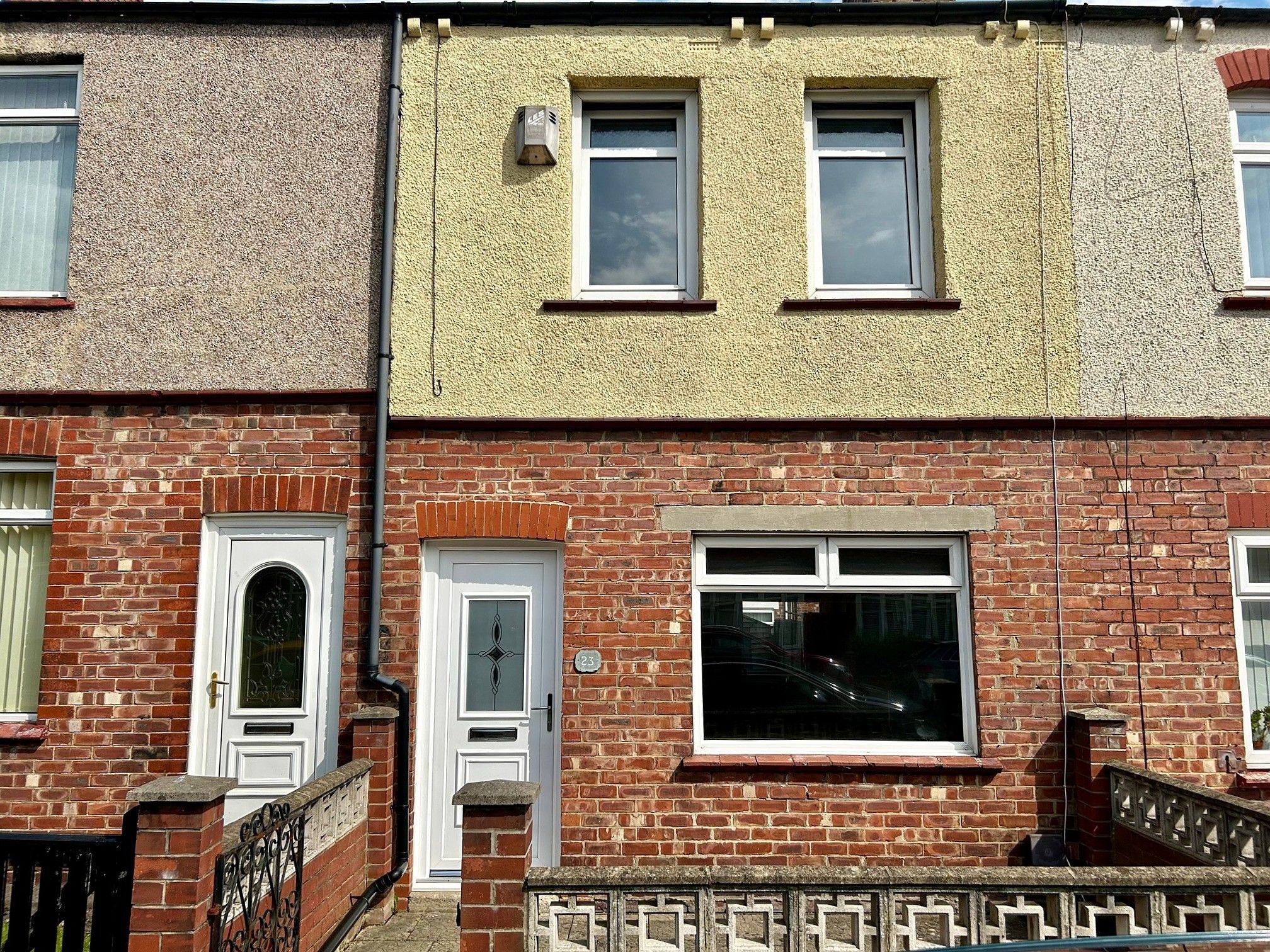 2 bedroom Terraced House SSTC
