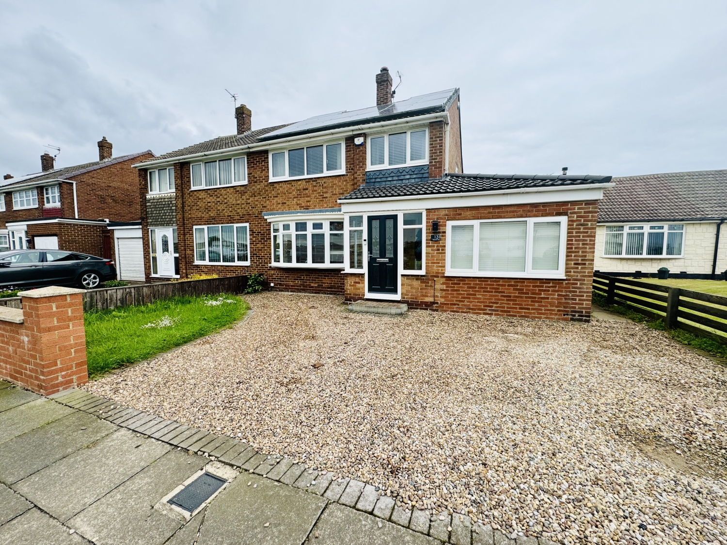 4 bedroom Semi-Detached Under Offer