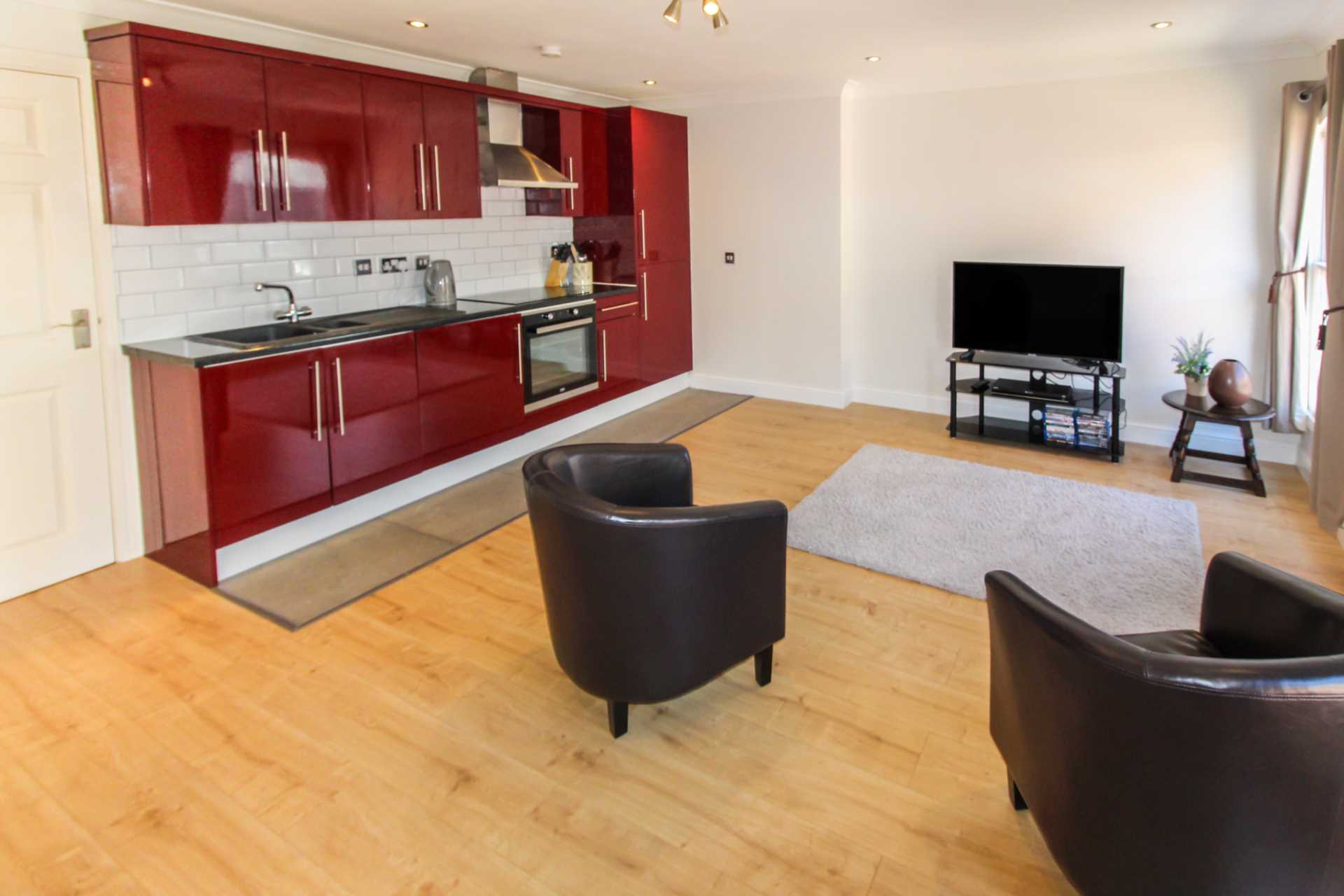 2 bedroom Apartment Let
