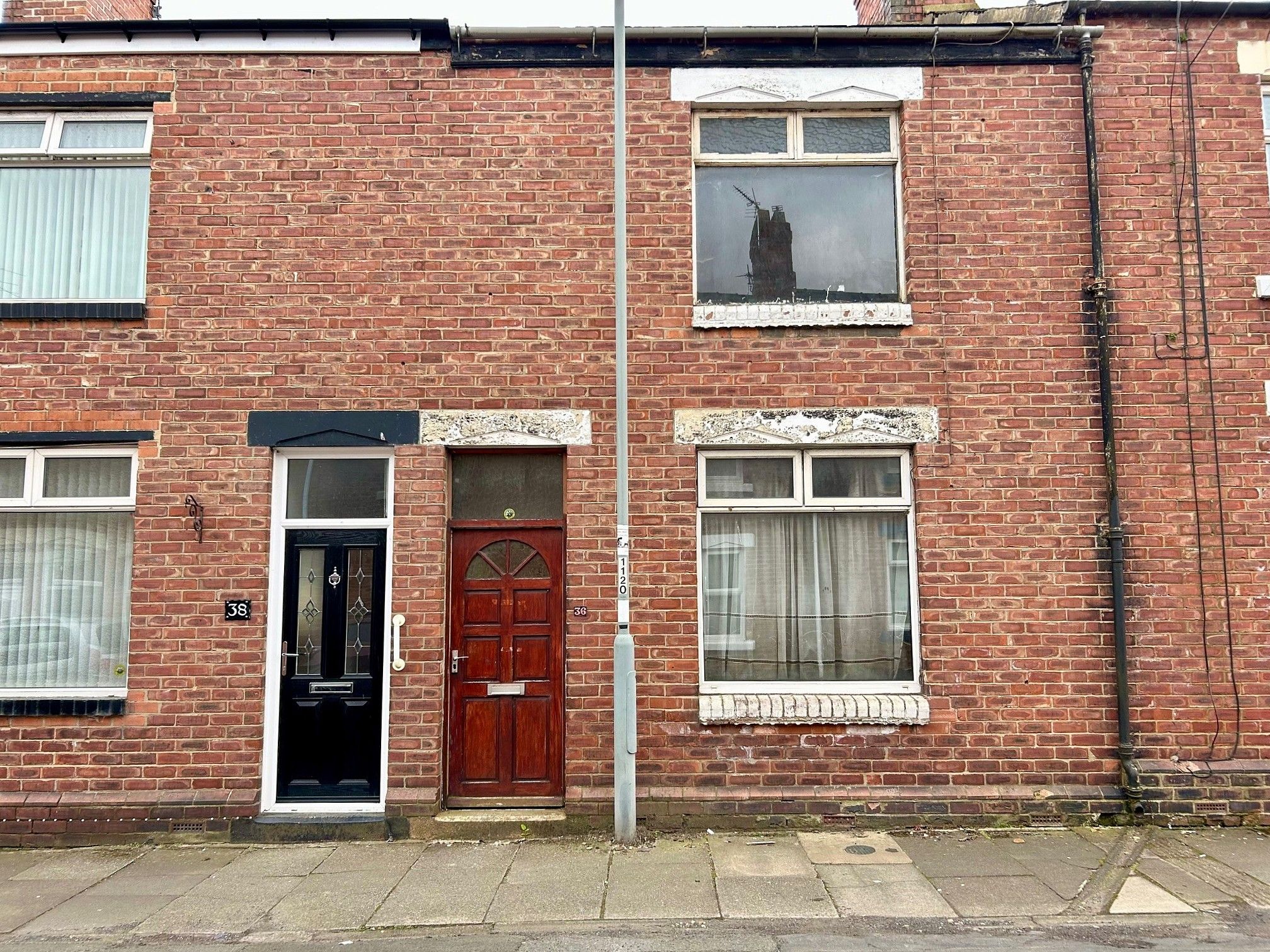 2 bedroom Terraced House SSTC