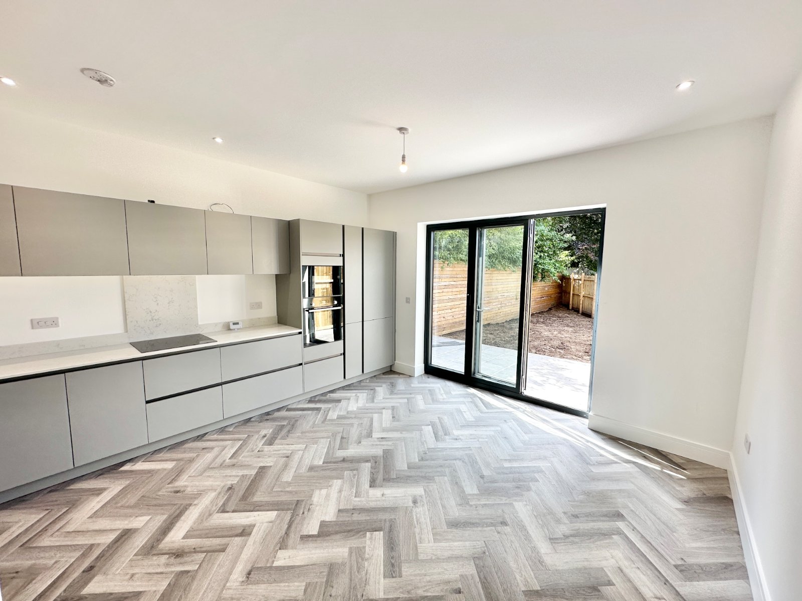 4 bedroom Detached House SSTC