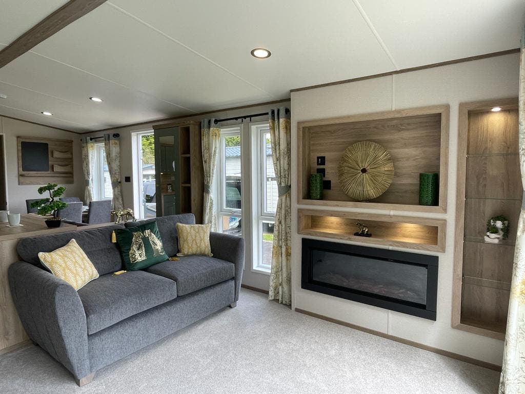2 bedroom Static Home For Sale