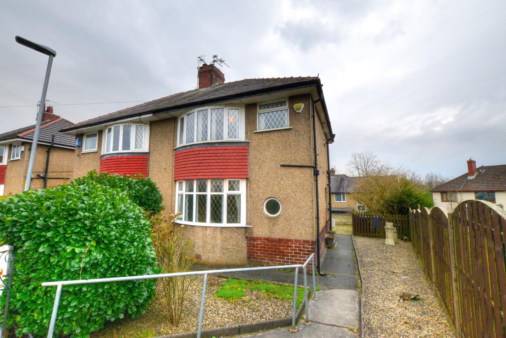 2 bedroom Semi-Detached Sold