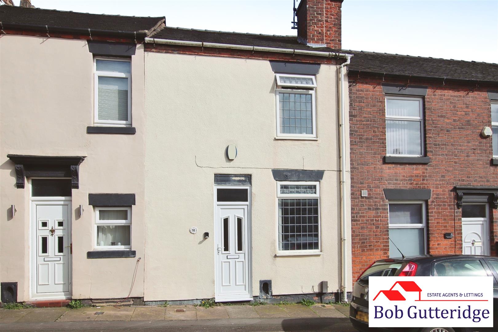 2 bedroom Terraced House SSTC