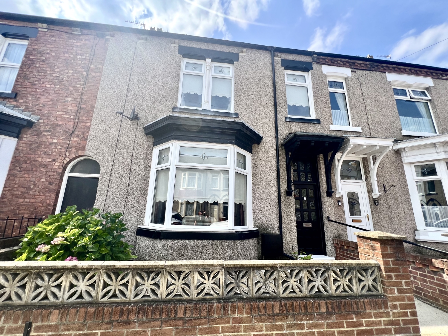 3 bedroom Terraced Under Offer