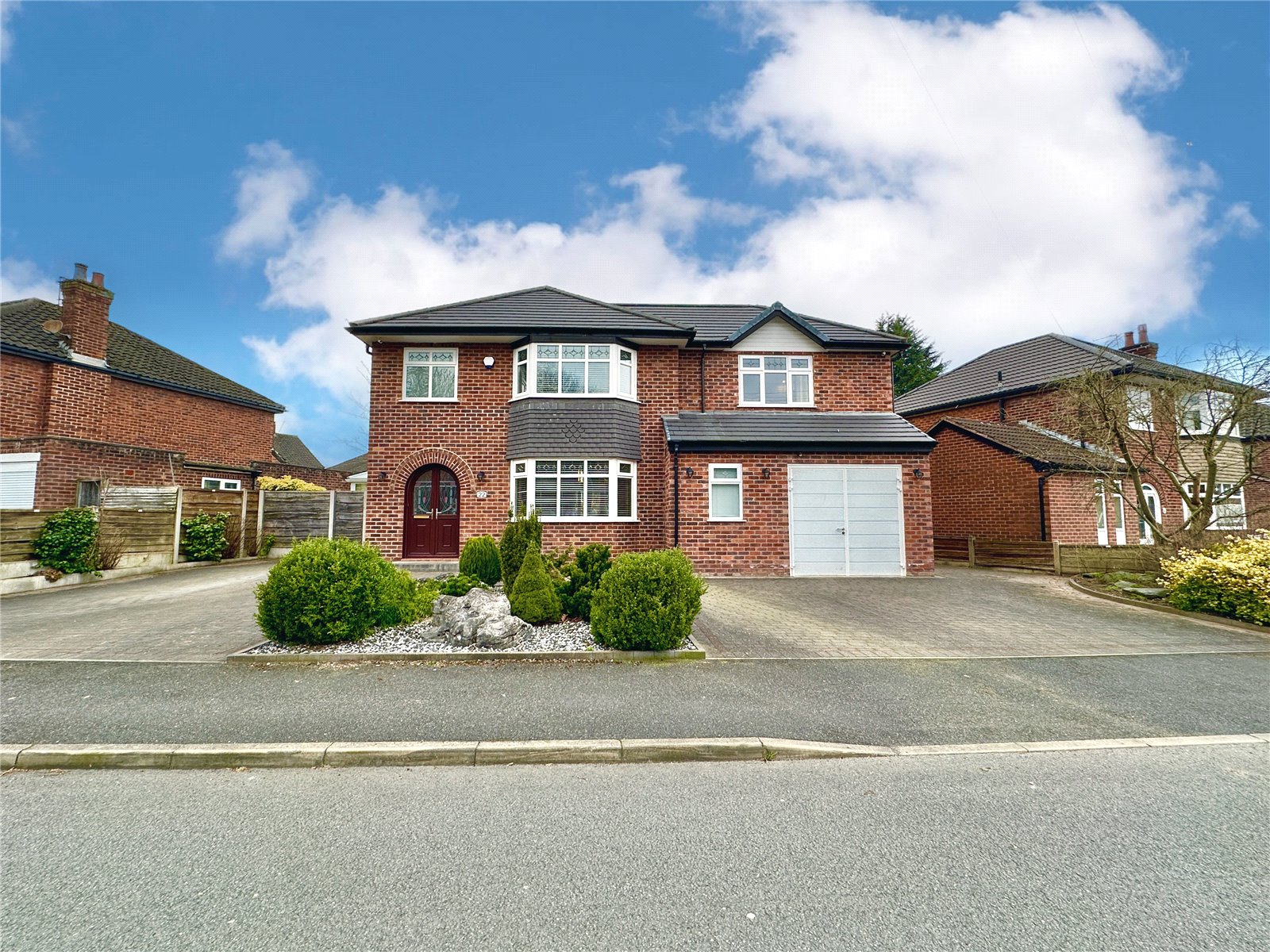 4 bedroom Detached House SSTC