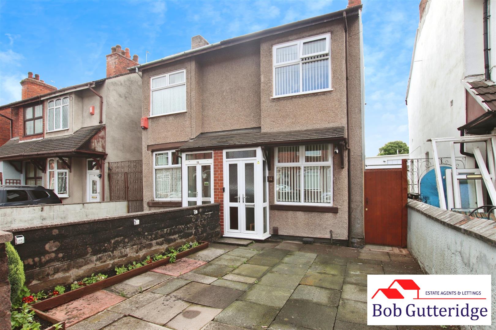 2 bedroom Semi-detached house SSTC