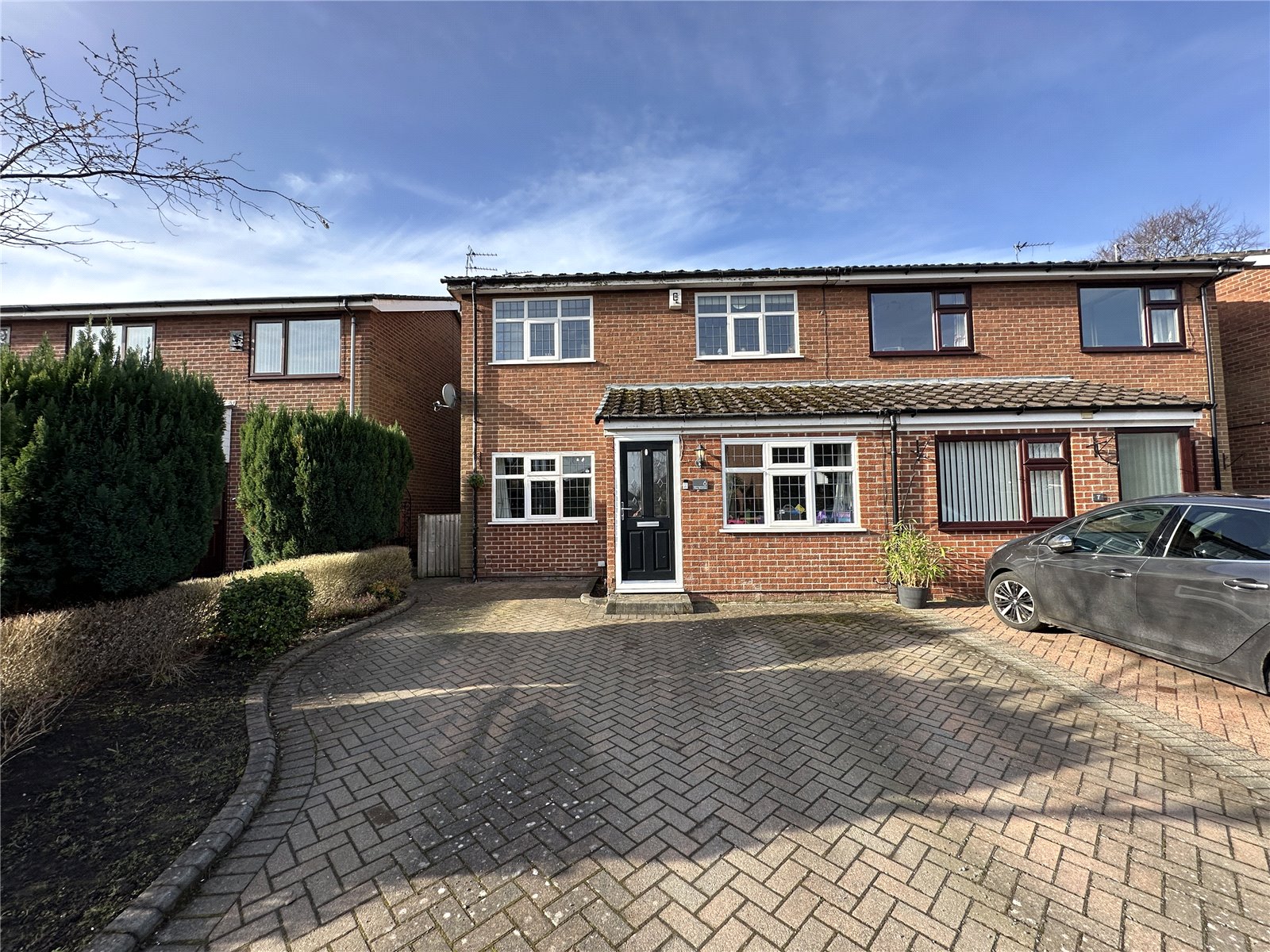 4 bedroom Semi-Detached House SSTC