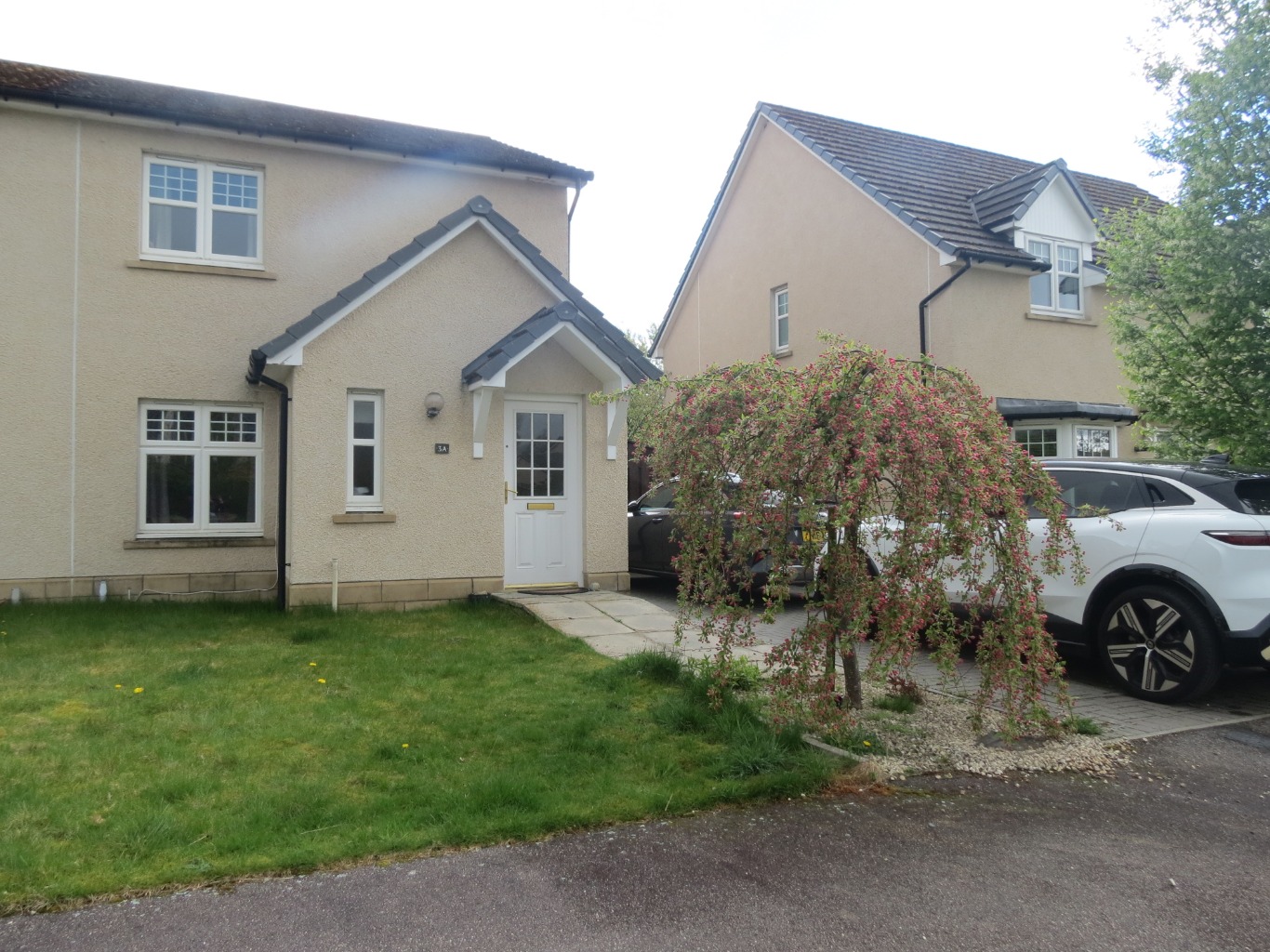 2 bedroom Semi-detached house For Sale