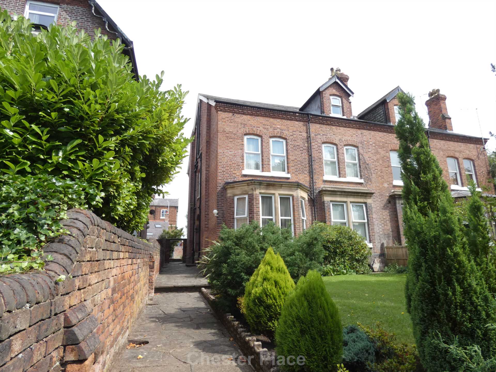 1 bedroom Flat Let