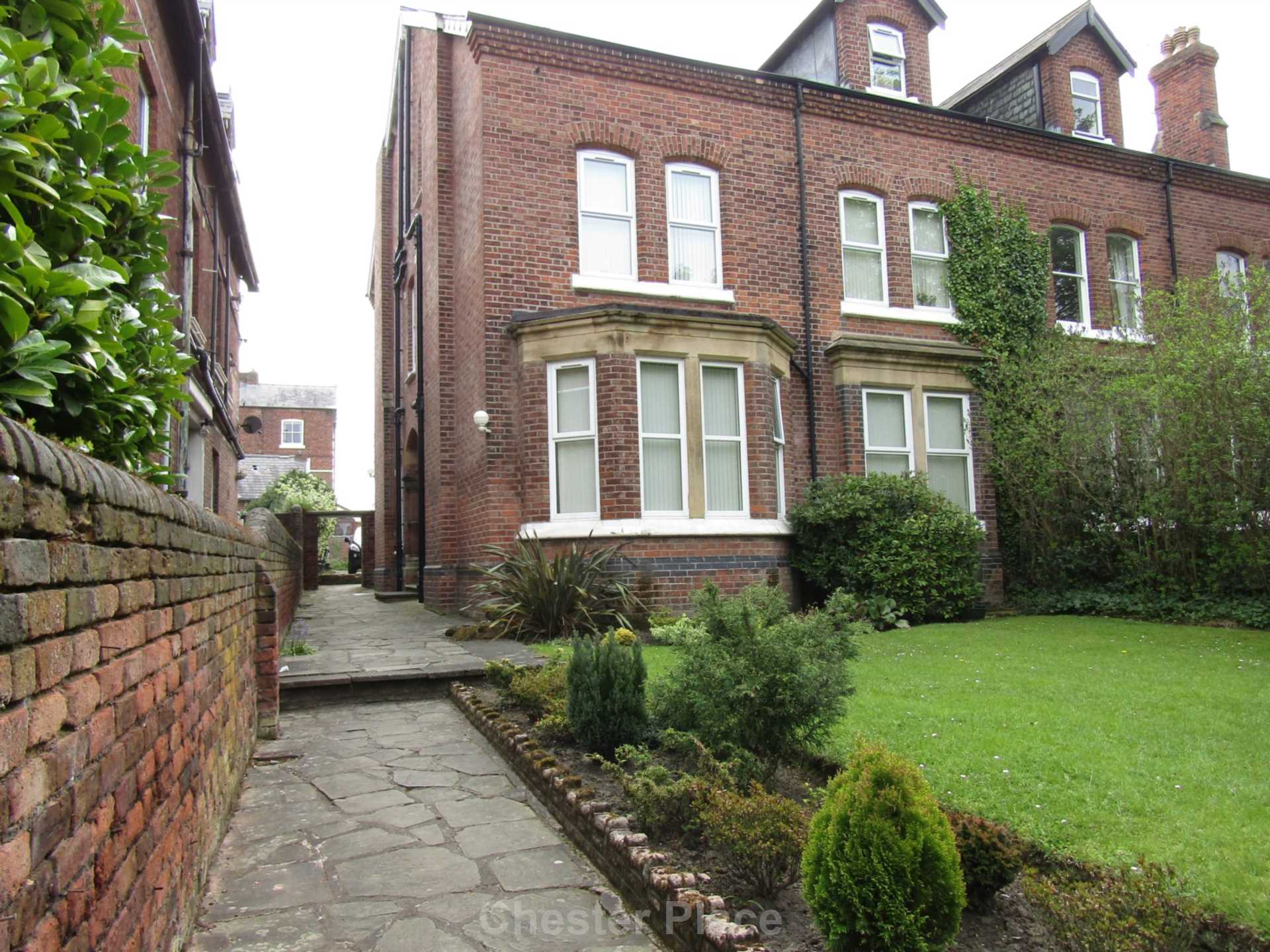 1 bedroom Studio flat Let