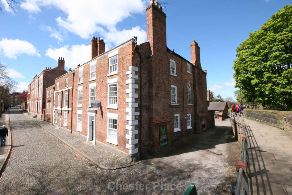 2 bedroom Apartment Under Offer