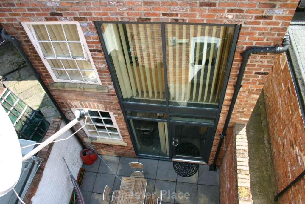 2 bedroom Detached Under Offer