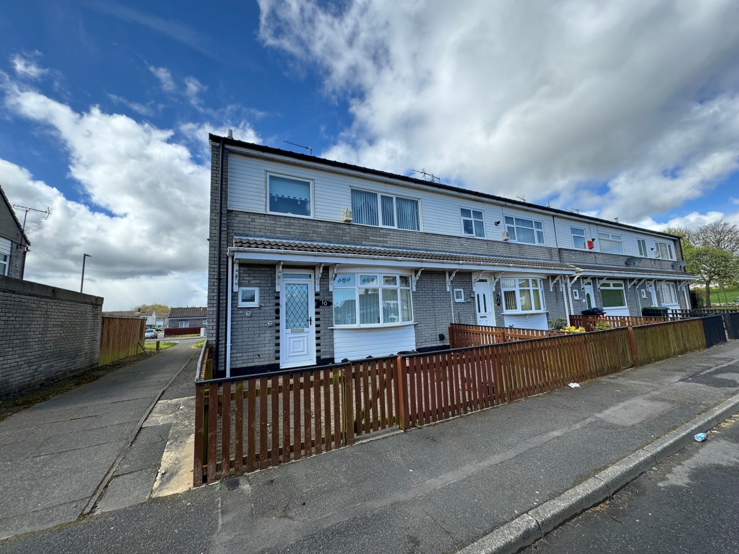 3 bedroom Terraced Under Offer
