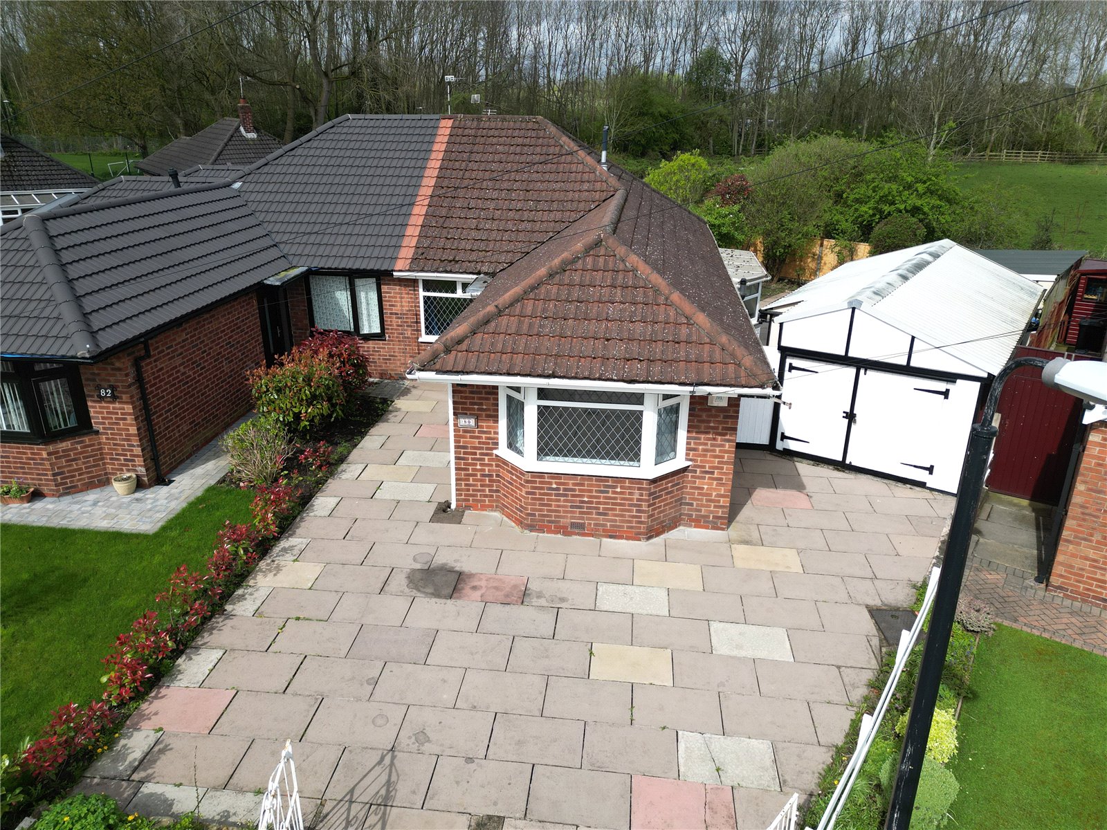 2 bedroom Detached House For Sale